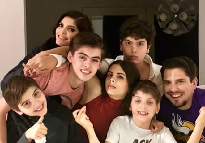 ¿Ana Bárbara tiene 6 hijios?