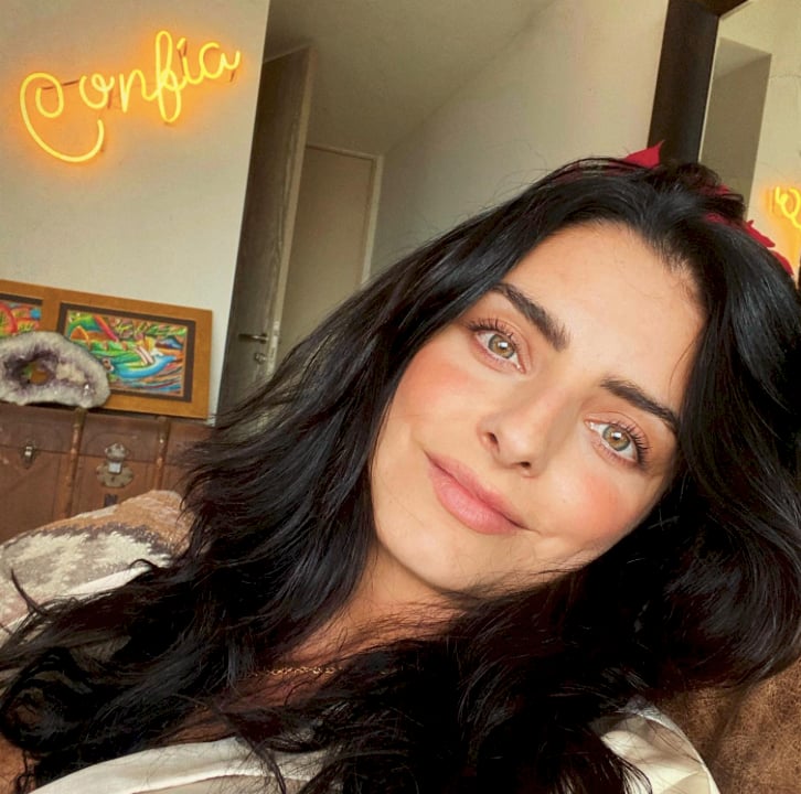 Aislinn Derbez