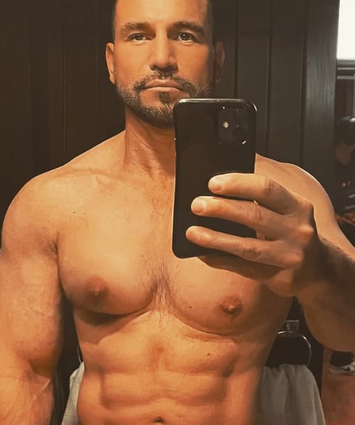 El Señor de los Cielos pectorales