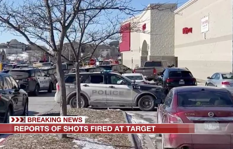 Disparos en Target Omaha