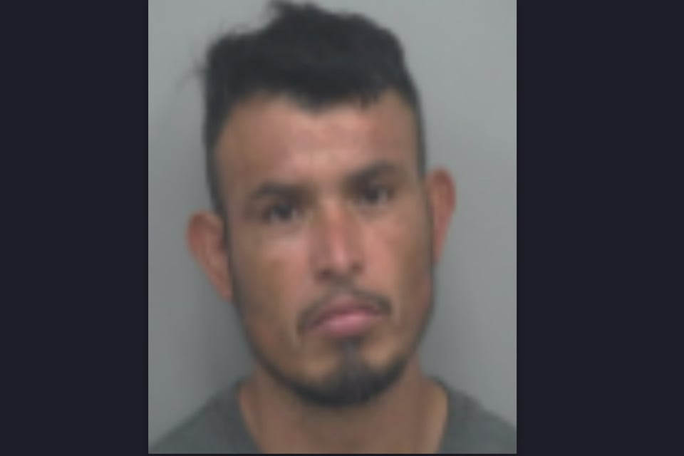 latino, crónica, arresto, prisión, cárcel