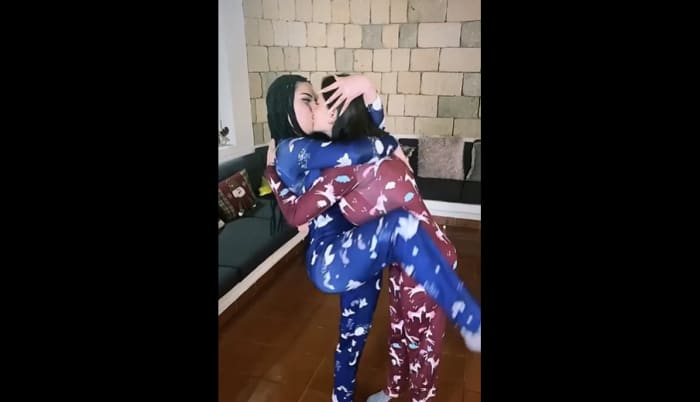 Celia Lora en OnlyFans: Su catastrófica relación con Lizbeth Rodríguez