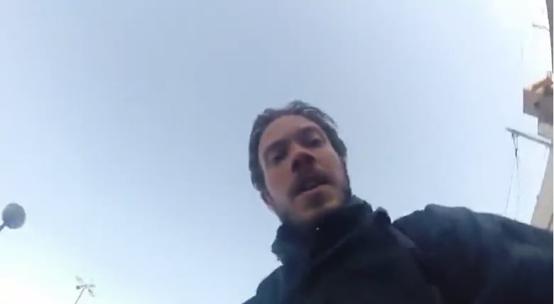 the tourist escaped