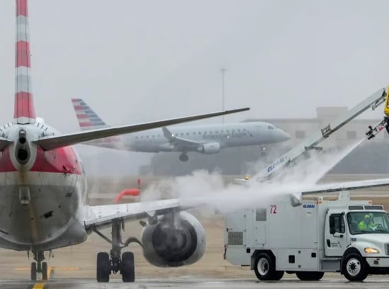 Cancelan 1,100 vuelos en Estados Unidos