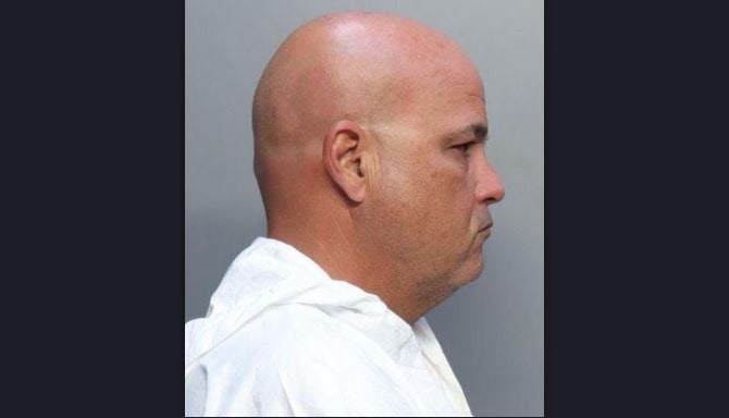 Hispano dispara contra su hijo, furia, juez, prisión, cargos, Miami
