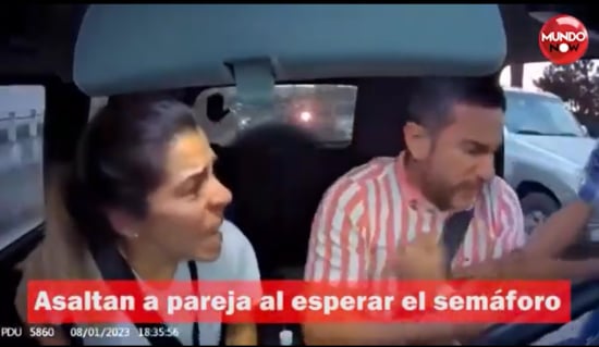 Vídeo, viral, redes, robo, mano