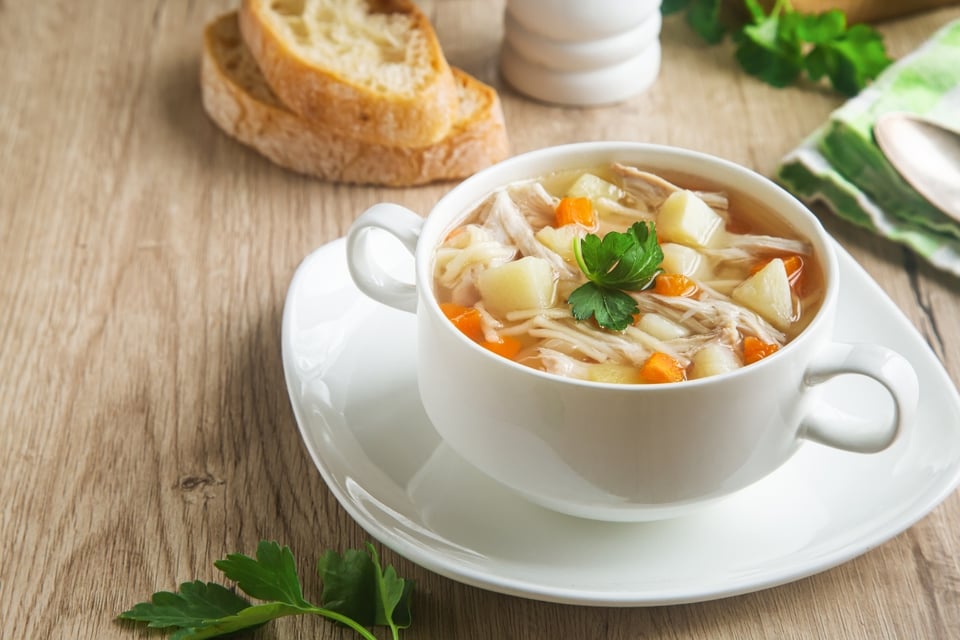 foods that cure a hangover, chicken noodle soup, dish, sodium, MundoNOW, Hangover-Curing Foods