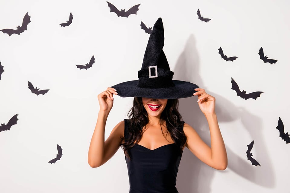 witch, halloween symbols, party, costumes, MundoNOW