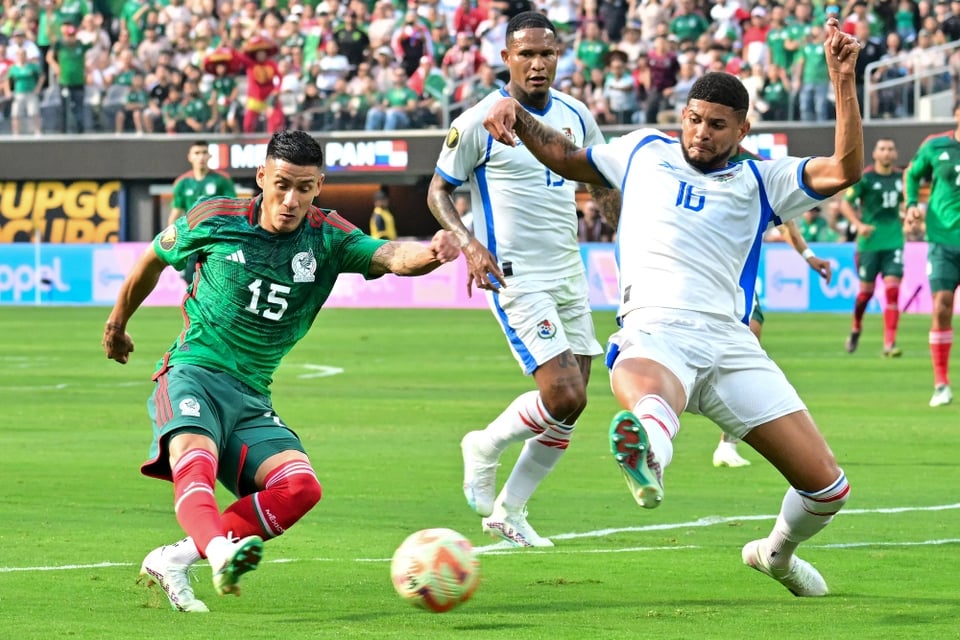Se abre el marcador en la final de la Copa Oro