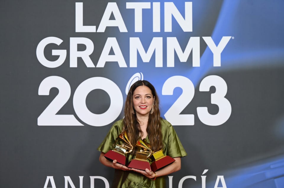 Natalia Lafourcade, cantante mexicana, premios, Música, MundoNOW