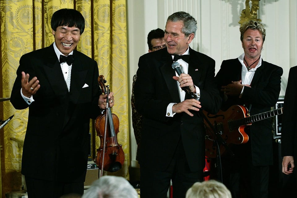 Shoji Tabuchi en presentación