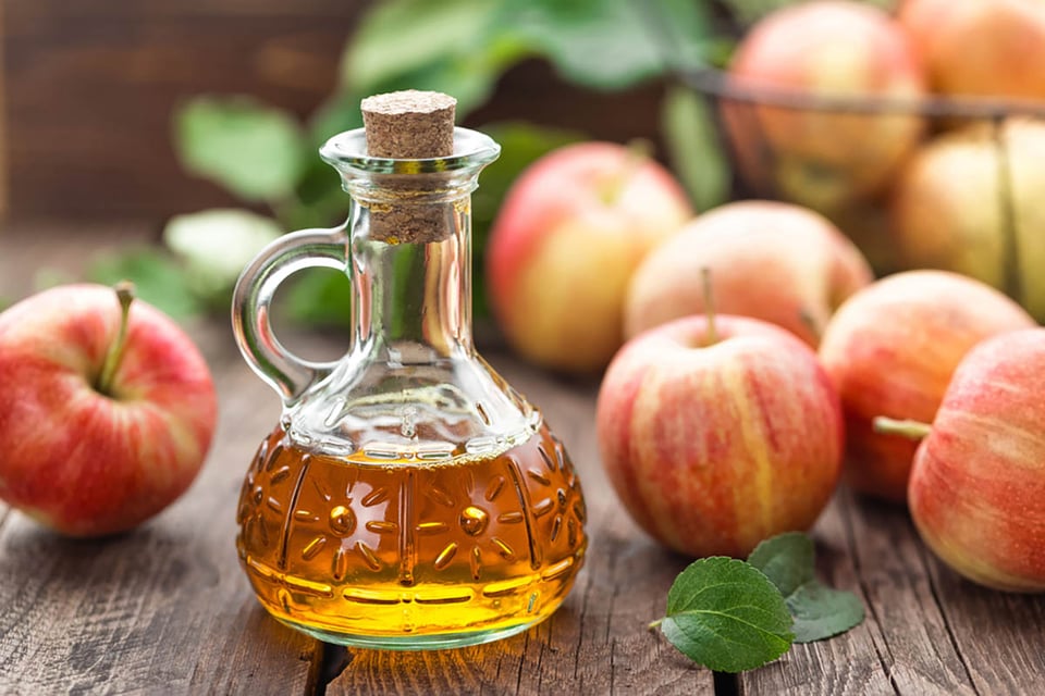 Cómo eliminar verrugas, vinagre de manzana, cura casera, piel, miel