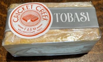 What is the lot number of contaminated cheeses?