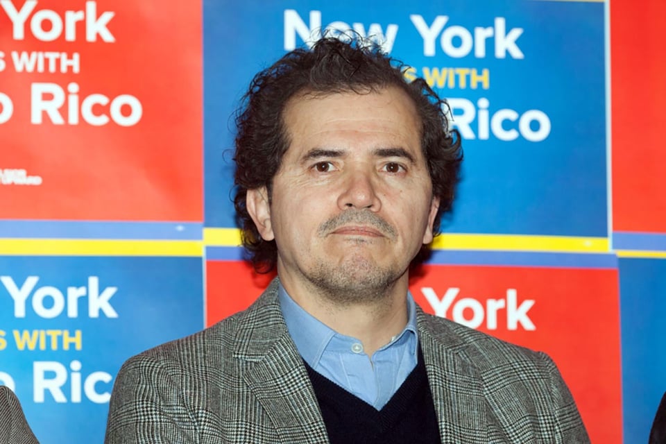 películas de John Leguizamo, Broadway, "Fenómeno", "Sexaholix", "Historia latina para idiotas", MundoNOW