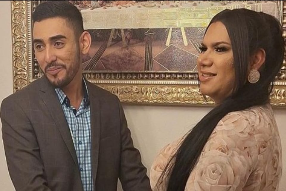 live broadcast, YouTube, civil ceremony, makeup, MundoNOW
