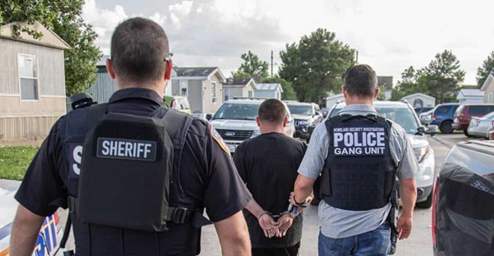 crimen, violencia, agentes del Sheriff, policías, MundoNOw