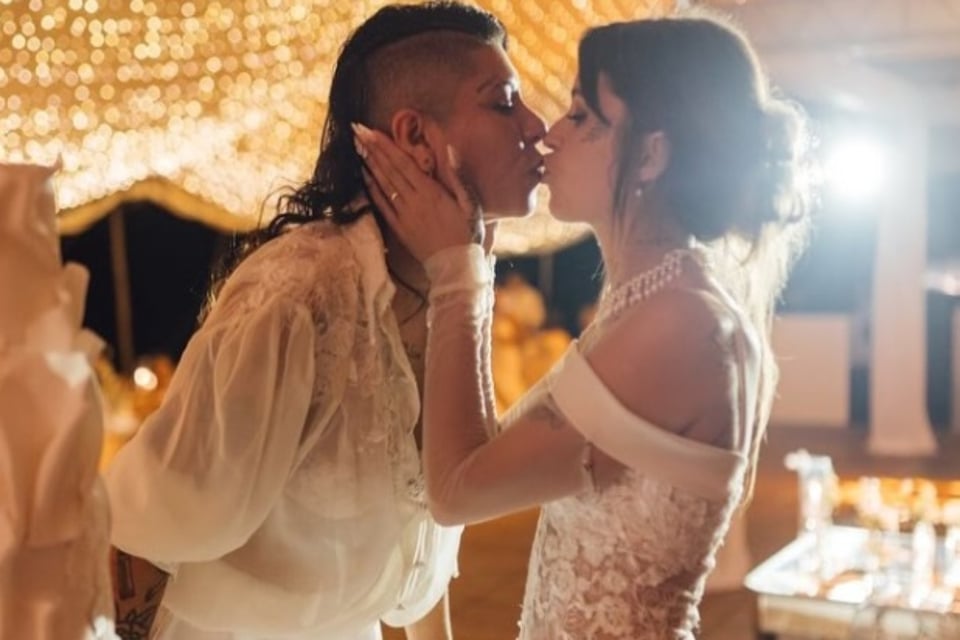 Cazzu Boda's sister, message, LGBITQ+, detractors, MundoNOW