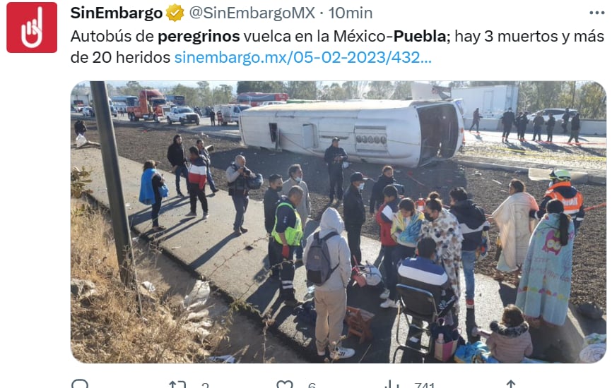 Vuelca autobús peregrinos Puebla
