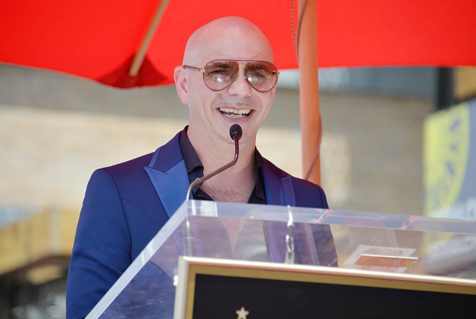 cantante, emprendimientos, marca global, negocios, Armando Christian Pérez