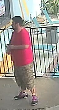 Crónica Buscan hispano niña