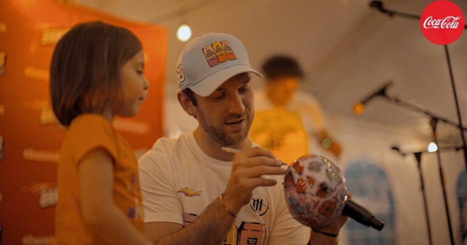 Ninos,casco,autografo,firma,tacos