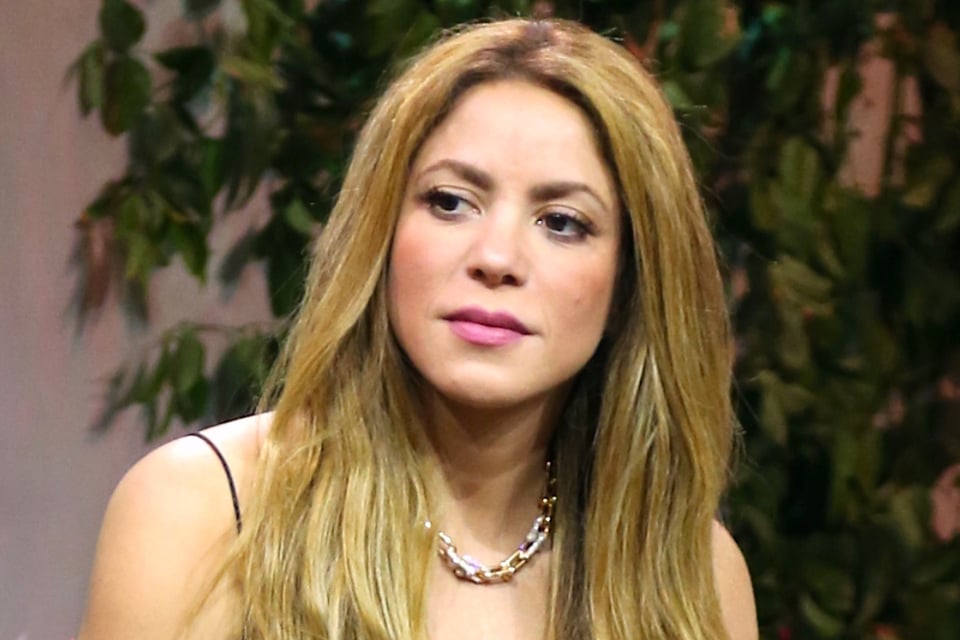 Shakira, MundoNOW, Shakira Treasury Tax manipulation