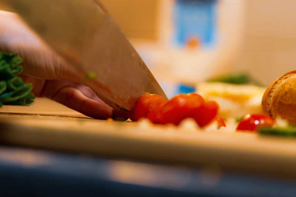Knife, Chopping, Chef, MundoNow, Podcast
