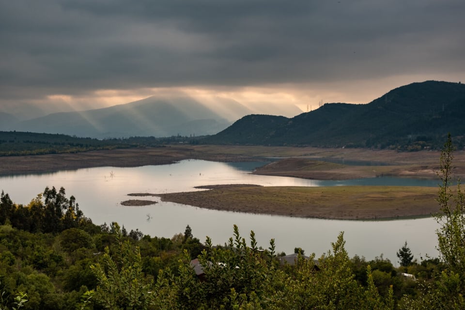 Mystery of Lago Colbún, Water, Clouds, MundoNow, Podcast