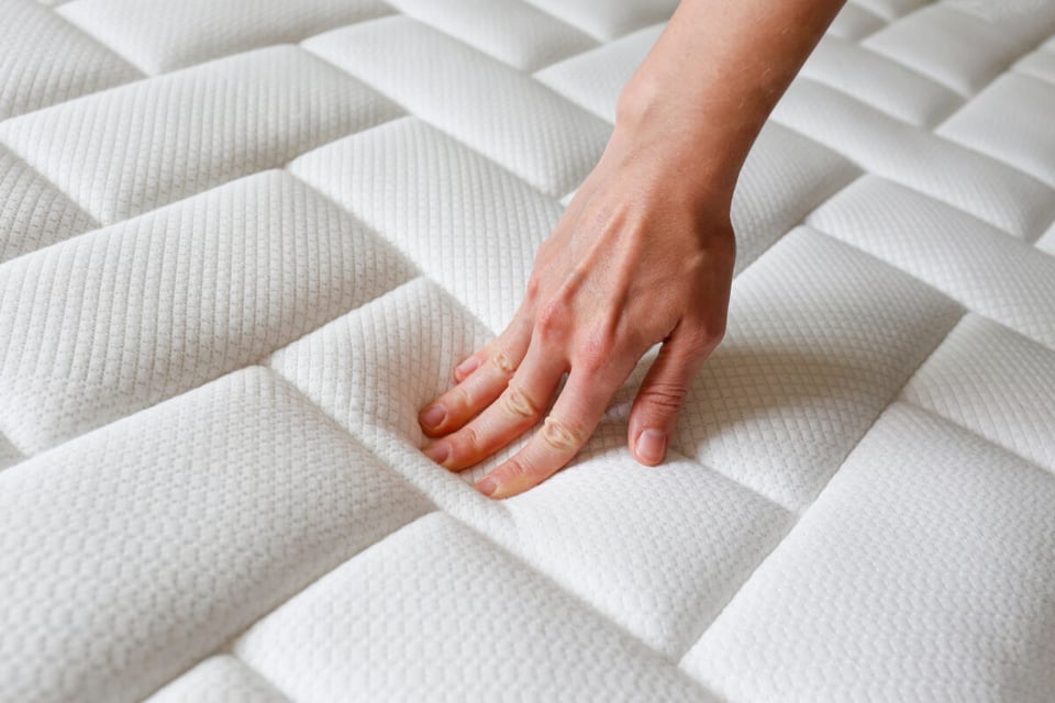 Hand, Soft, Fingers, MundoNow, Podcast