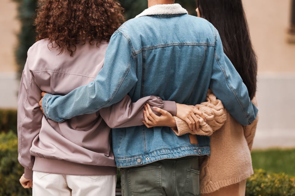 Polyamory, Man, Women, Couple, MundoNow