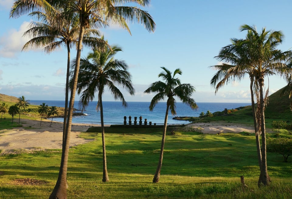 Isla de Pascua, Palmeras, Cielo, MundoNow, Podcast