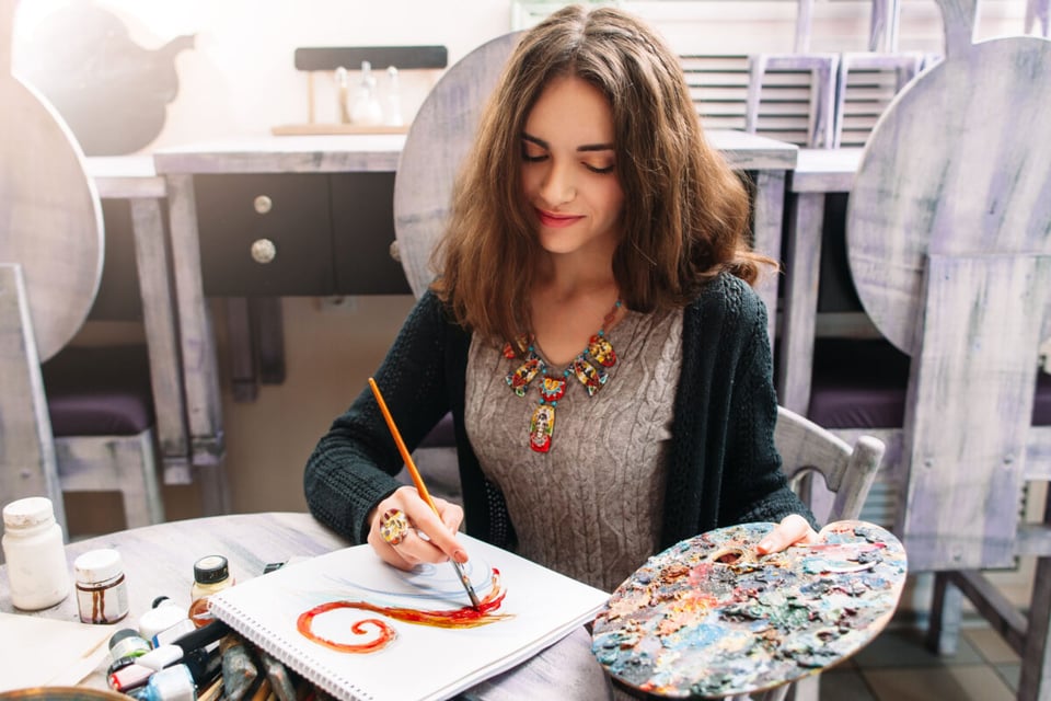 Woman paiting, Art, Drawing, Overcoming your ex, MundoNow