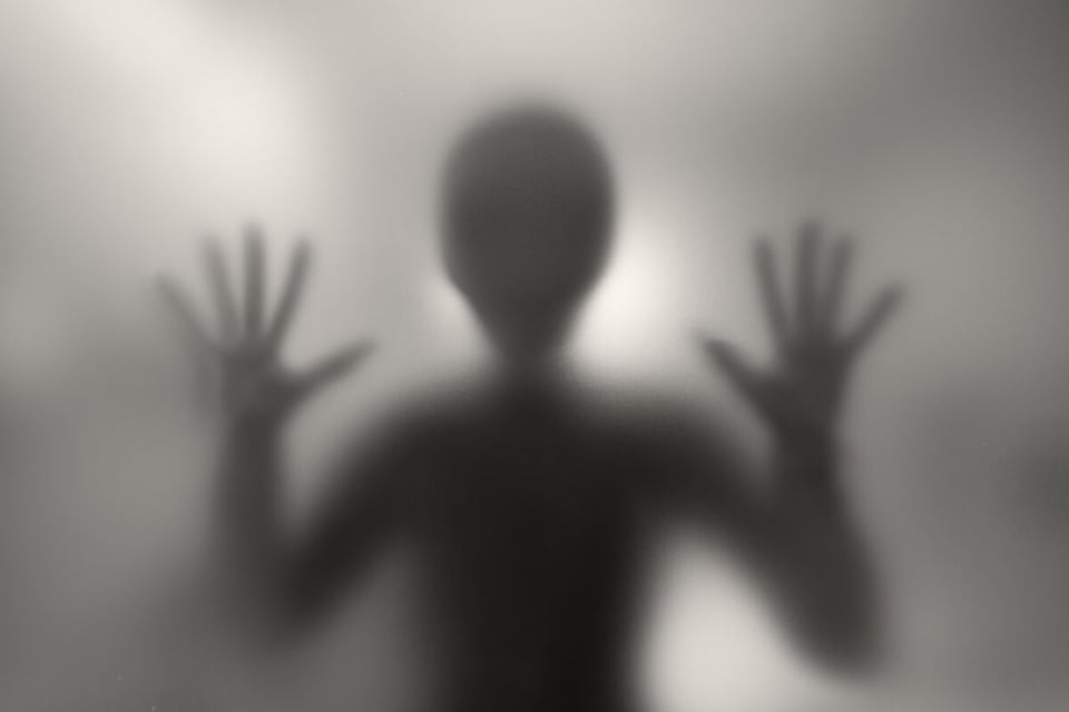 Alien, Shadow, Huella OVNI, Podcast, MundoNow