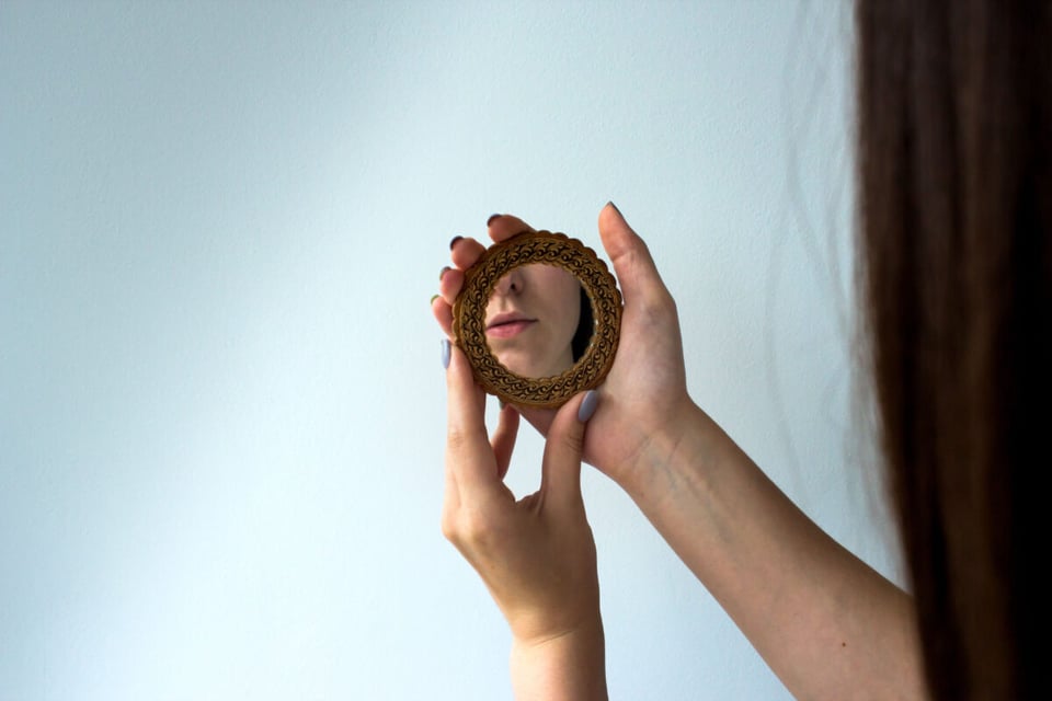 Mirror, Woman, Mistress, Selfsteem, MundoNow