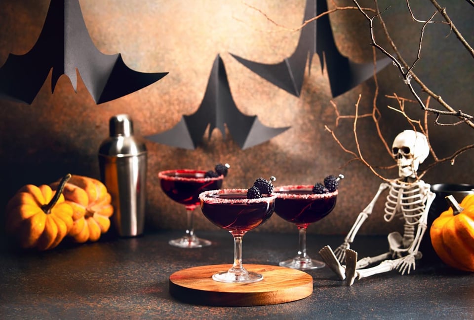Cócteles espeluznantes de Halloween, margarita, esqueleto, bebidas, MundoNOW