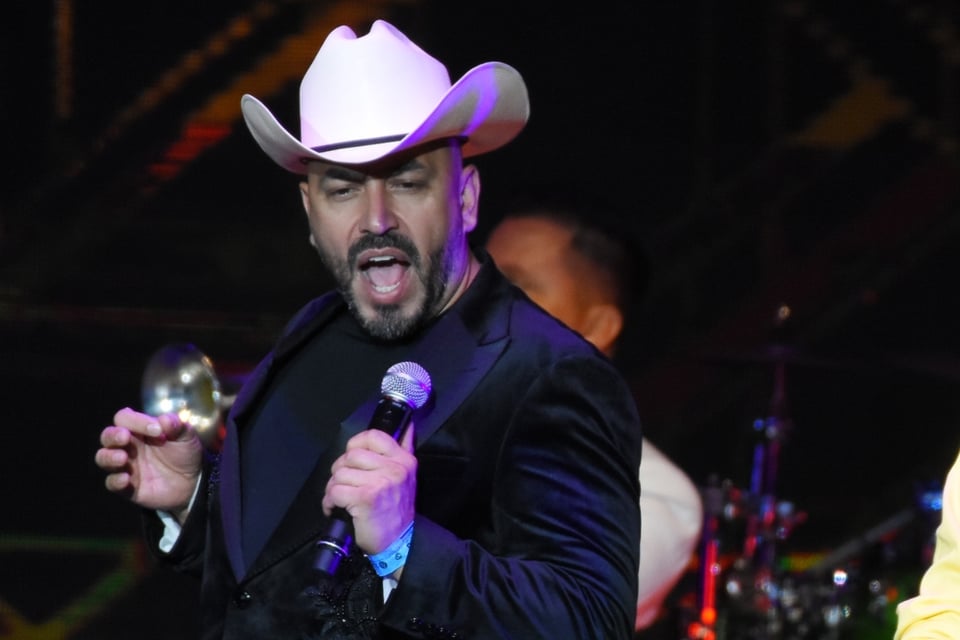 singer, brother of Jenni Rivera, artist, Belinda, MundoNOW, Thalí García Lupillo
