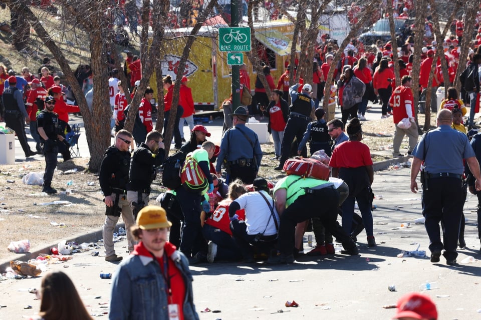 Disaster, shooting, crowd, security staff, emergency services