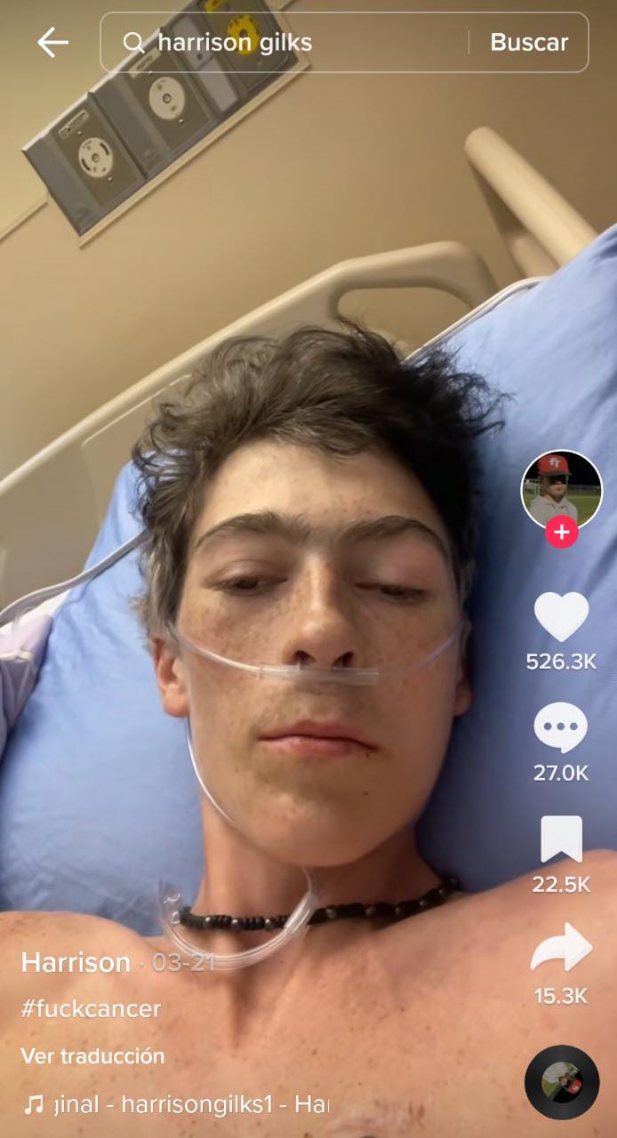 Su último video fue grabado desde la cama de un hospital