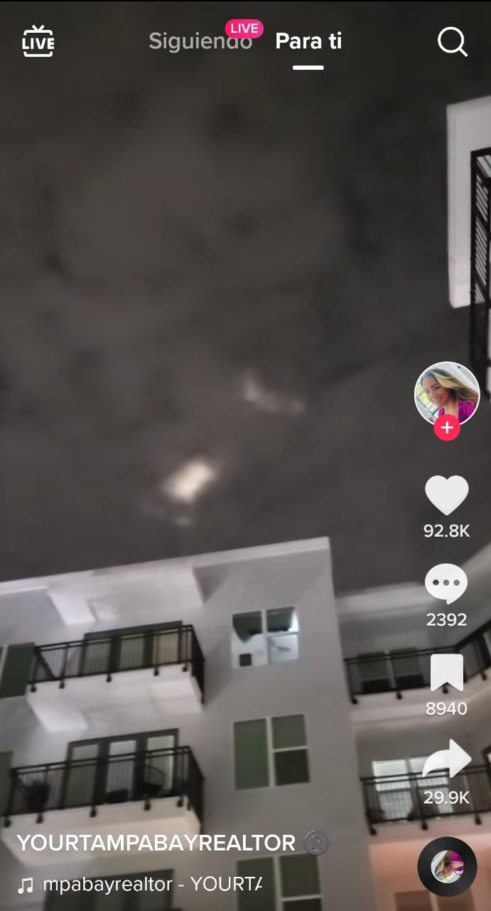 They fear the presence of lights in the sky of Tampa Bay