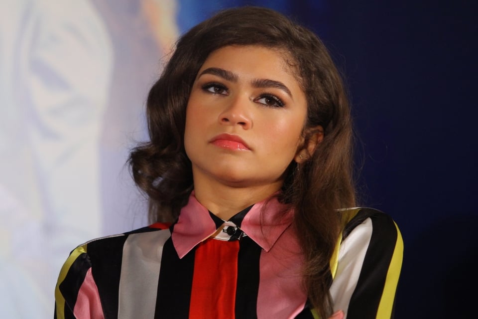 Zendaya's career, social media, advocacy, MundoNOW