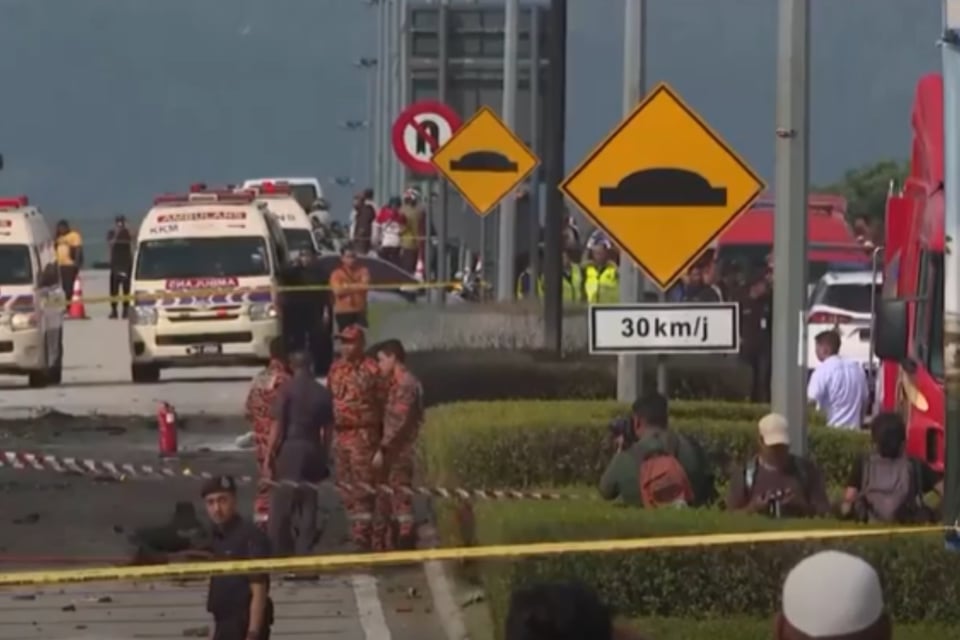 mundonow, Policías, bombero, carretera, más muertos