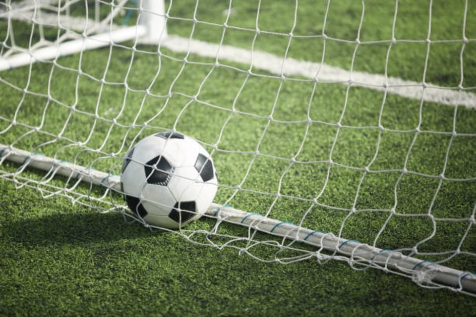 Muere Hernán Carrasco, futbolista, fútbol, fallecimiento, cancha, balón