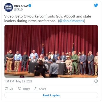 Beto ORourke confronts the governor of Texas: "What are we doing?"