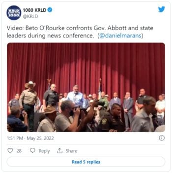 Beto O'Rourke confronts the Governor of Texas: "What are we doing?"
