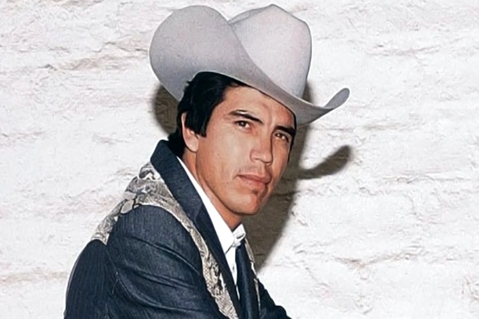 note Chalino Sánchez Félix, message, death threat, songs, MundoNOW