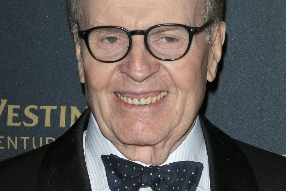 Charles Osgood, presentador de televisión, The Osgood File, CBS, periodismo, MundoNOW