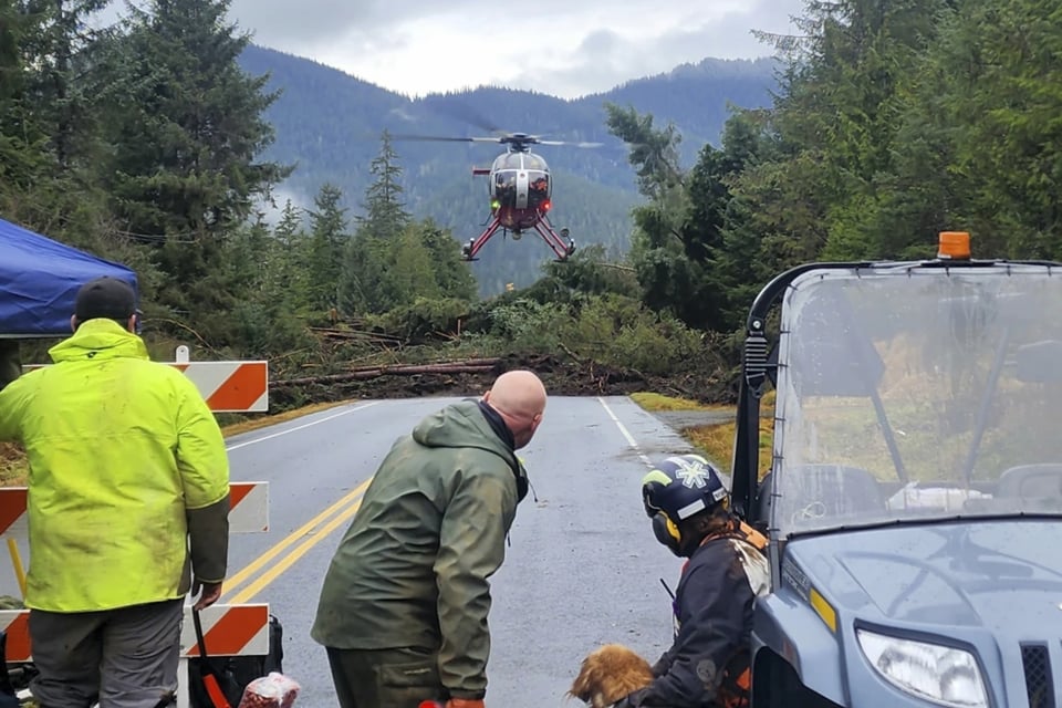 Alaska, derrumbe, rescate, fallecidos, MundoNOW