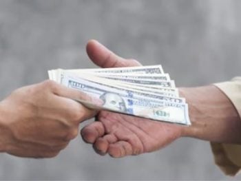 nuevos cheques 100 dólares gastos eléctricos