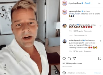 Ricky Martin comes out to show his face after rumors of operation