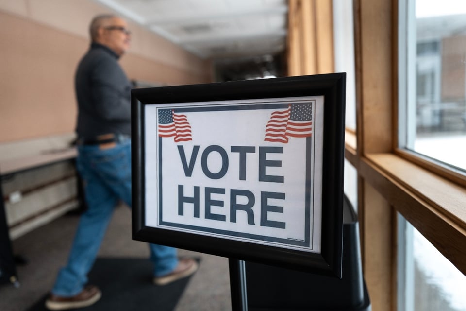 California, New York, Republicans, Democrats, MundoNOW, US special elections 2024